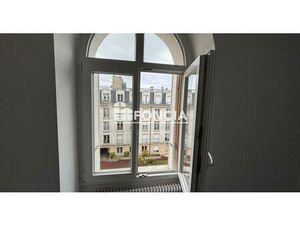 2 PIECES_BD DU ROI_DERNIER ETAGE AVEC ASCENSEUR