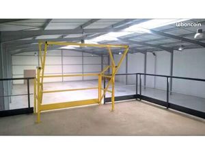 Sous location - Entrepot secteur Monzoudil