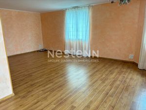 PAMIERS - LOCAL PROFESSIONNEL POUR ACTIVITE DE BUREAUX