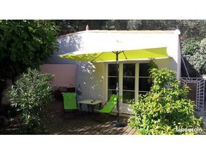 Studio meublé avec terrasse  jardin et parking