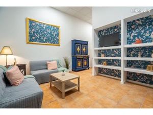 Local bureau rénové  Quai de la Joliette