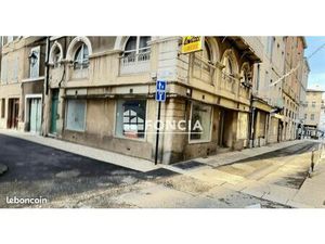 Local commercial 58 m²