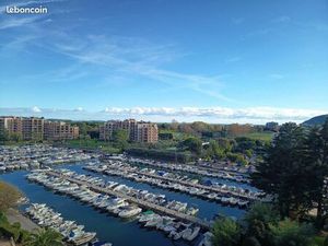 Superbe studio 36 m² rénové  étage élevé  vue port + aperçu mer  parking – Cannes Marina