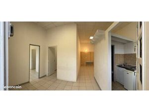 Local d’activités À LOUER