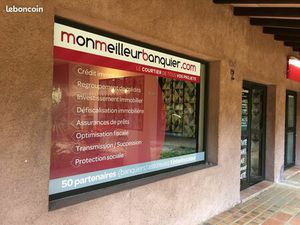 A LOUER LOCAL COMMERCIAL U CENTRU JARDIN PARKING PATIO COUVERT emplacement 1er Ordre