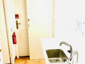 Local commercial ou professionnel type cabinet  bureaux ou atelier