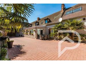 Longère 9 pièces 300 m²