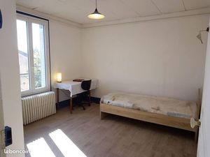 Chambre  quartier Champ de Foire / McDo