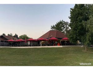 Bar  brasserie  fonds de commerce  restaurant 250 m² Châtenoy-en-Bresse