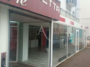 Local commercial 75 m² CHALLANS