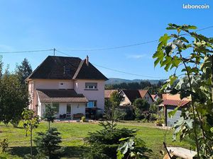 Maison avec jardin+ 2 terrains nc
