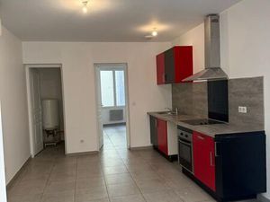 Charmant T2 de 35 5 m² en rez-de-chaussée  situé en plein centre-ville de Frontignan 