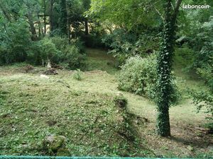 Terrain en bord de rivière à Lagarde Viaur