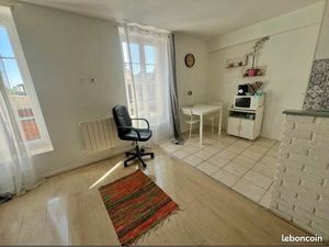 Studio Centre-Ville  idéal étudiant - proche UTC