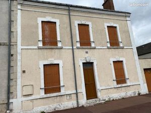 Maison de 200 m2 à rénover st jean de la ruelle