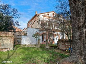 Grand et prestigieux T3 à louer de 115 m2 avec jardin de 800 m²