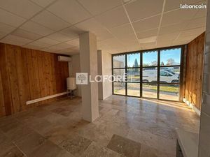 Local 29 m² L ISLE SUR LA SORGUE