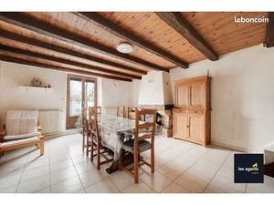 Maison 6 pièces 260 m²