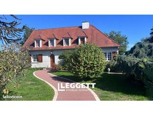 Maison 7 pièces 275 m²