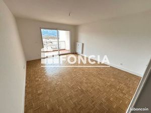 Appartement 2 pièces 65 m²