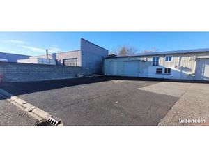 Local 300 m² Cournon-d'Auvergne