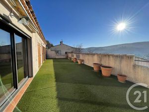 Maison à louer - 4 pièces - 94 05 m2 - Cuges Les Pins - 13 - PROVENCE-ALPES-COTE-D-AZUR