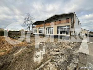 Local commercial 307 m²