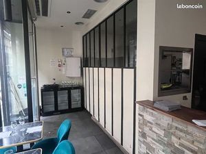 Restaurant 70 m² PARIS