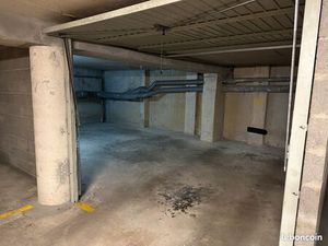 Parking 15M2 centre ville
