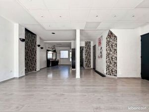 Local commercial 54 m²