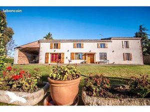 Ferme 9 pièces 315 m²