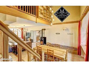 Propriété 10 pièces 343 m²