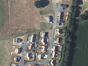 JUIGNE SUR SARTHE - Terrains à bâtir