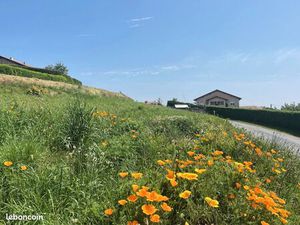 Terrain 914 m² - Libre choix constructeur – Vue imprenable sur le Pilat