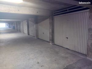 Garage fermé