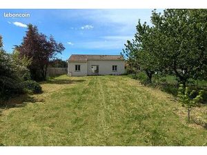 Maison récente 3 chambres au calme hors lotissement