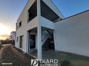 Bureaux 102 m² Liffré