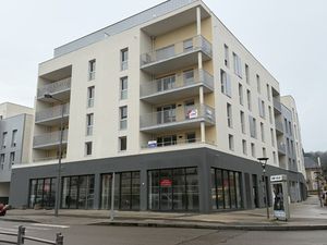 Location Commerce 70 m² à 165 m²