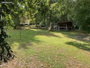 Terrain constructible de 1445 M2 au PIAN MEDOC