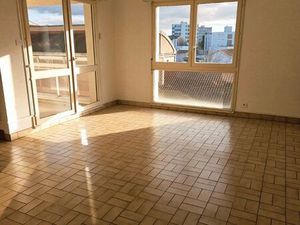 Appartement T3 lumineux hyper centre niort