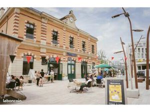 Boutique 141 m² LE MESNIL LE ROI