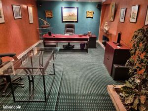 Local professionnel avec logement PARIS