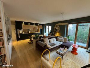 Appartement vue lac avec terrasse et jardin sous garantie décennale