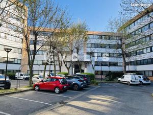 Bureaux 235 m²