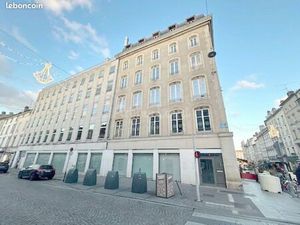 Local commercial 303 m²