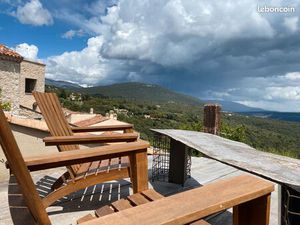 Maison en pierre 84m² a Mons village