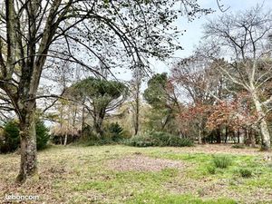 Terrain 1 790 m² Fargues Saint Hilaire