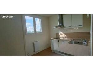 Appartement T4 en centre-ville parking privé