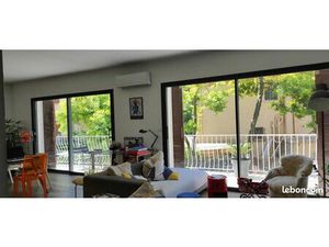 Location appartement 3 chambres 122m2 centre ville du Pradet