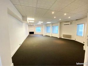 Local commercial Pantin